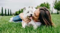 Cuando compartimos nuestra vida con animales de compañía los disfrutamos, pasamos momentos maravillosos con ellos, pero también nos enfrentamos a grandes retos para saber cómo brindarles los cuidados necesarios para […]