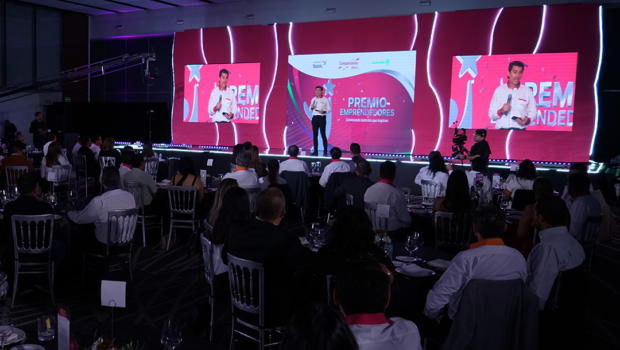 Compartamos Banco, institución financiera de créditos para emprendedores y microempresarios del segmento popular, llevó a cabo la 17ª edición del Premio Emprendedores 2024, evento anual en que reconoció a 10 […]